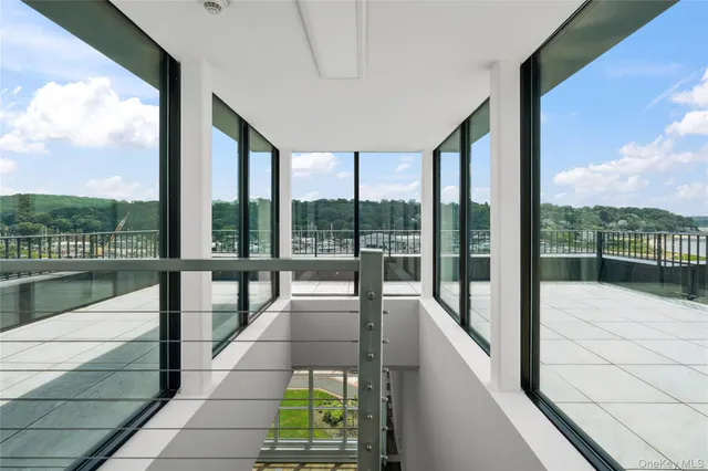 $2,099,000 | 100 Garvies Point Road, Unit 1304, Glen Cove, NY 11542