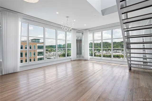 $2,099,000 | 100 Garvies Point Road, Unit 1304, Glen Cove, NY 11542