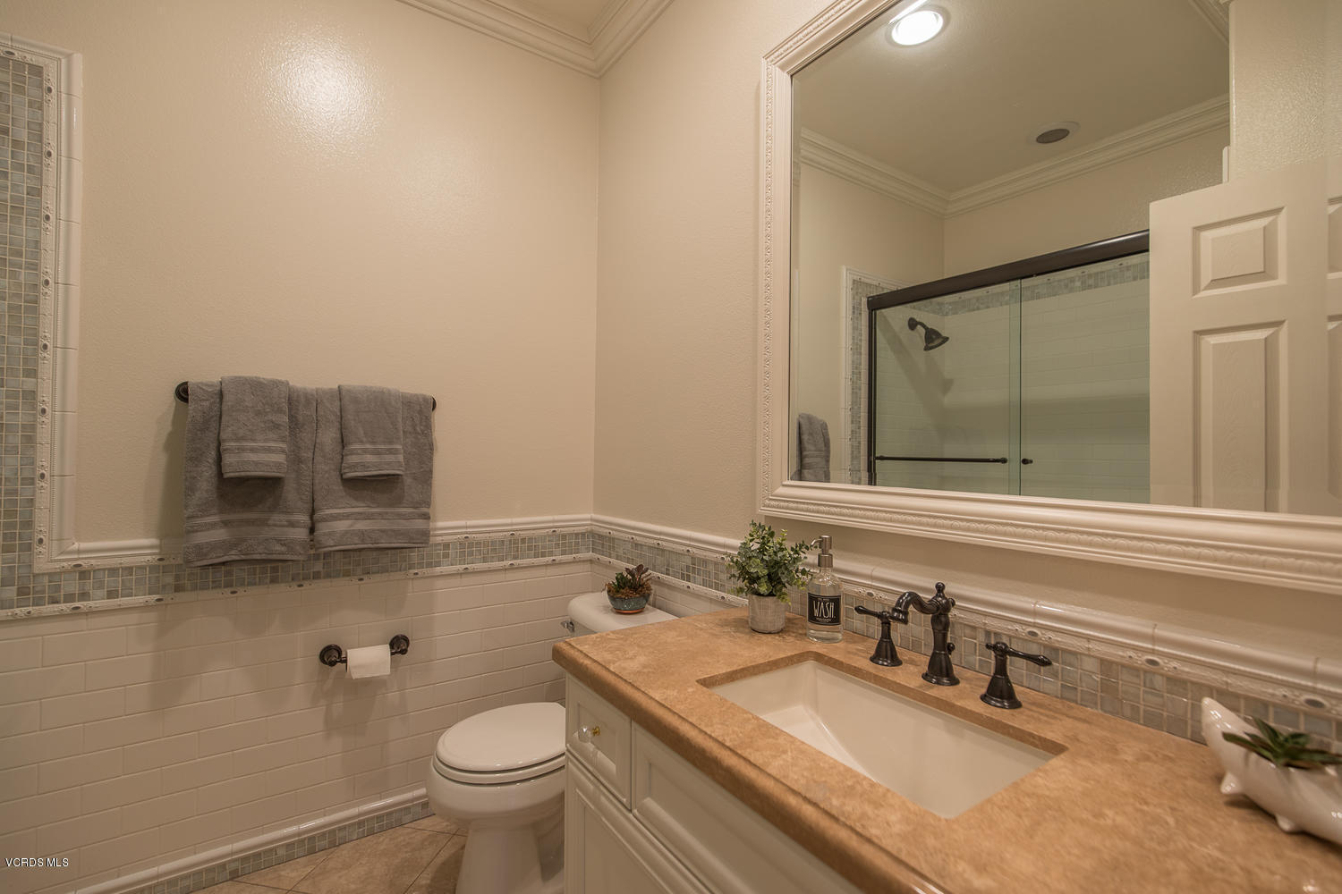 3795 Horizon Ridge Court Simi Valley, CA 93063 - Photo 44 of 57 3795 Horizon Ridge Ct Simi-large-044-046