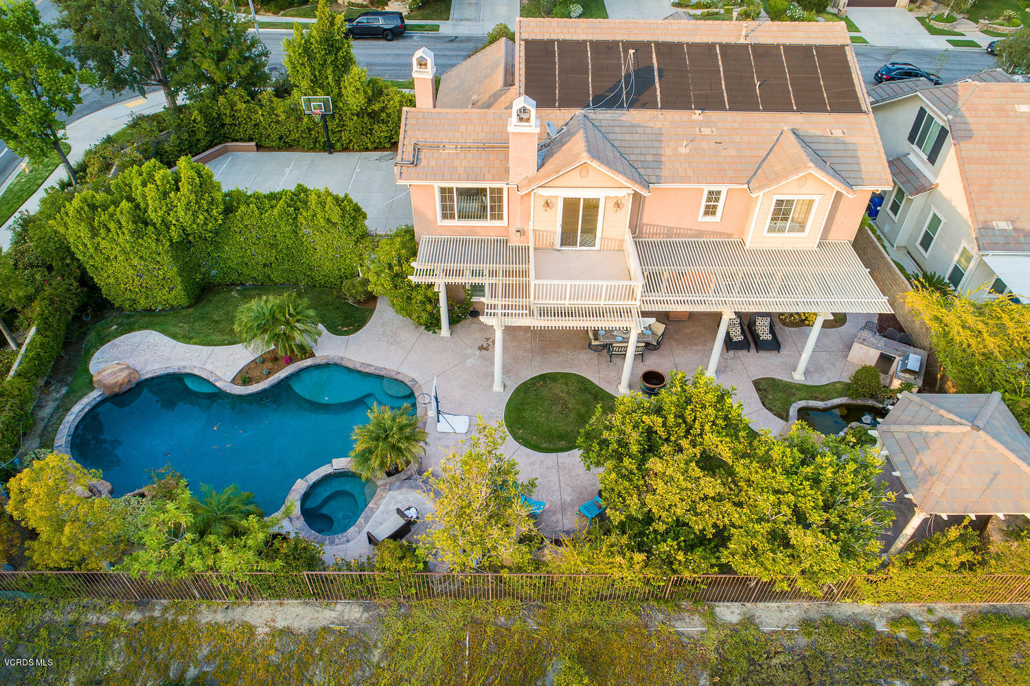 3795 Horizon Ridge Court Simi Valley, CA 93063 - Photo 5 of 57 3795 Horizon Ridge Ct Simi-large-004-004