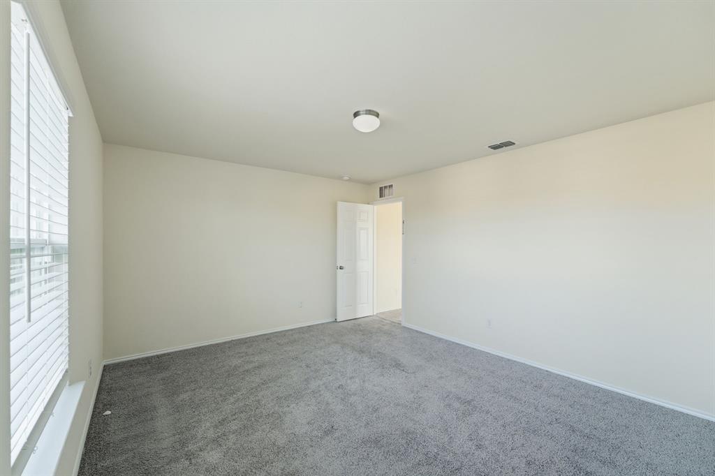 745 Brockwell Bend Forney, TX 75126 - Photo 27 of 36