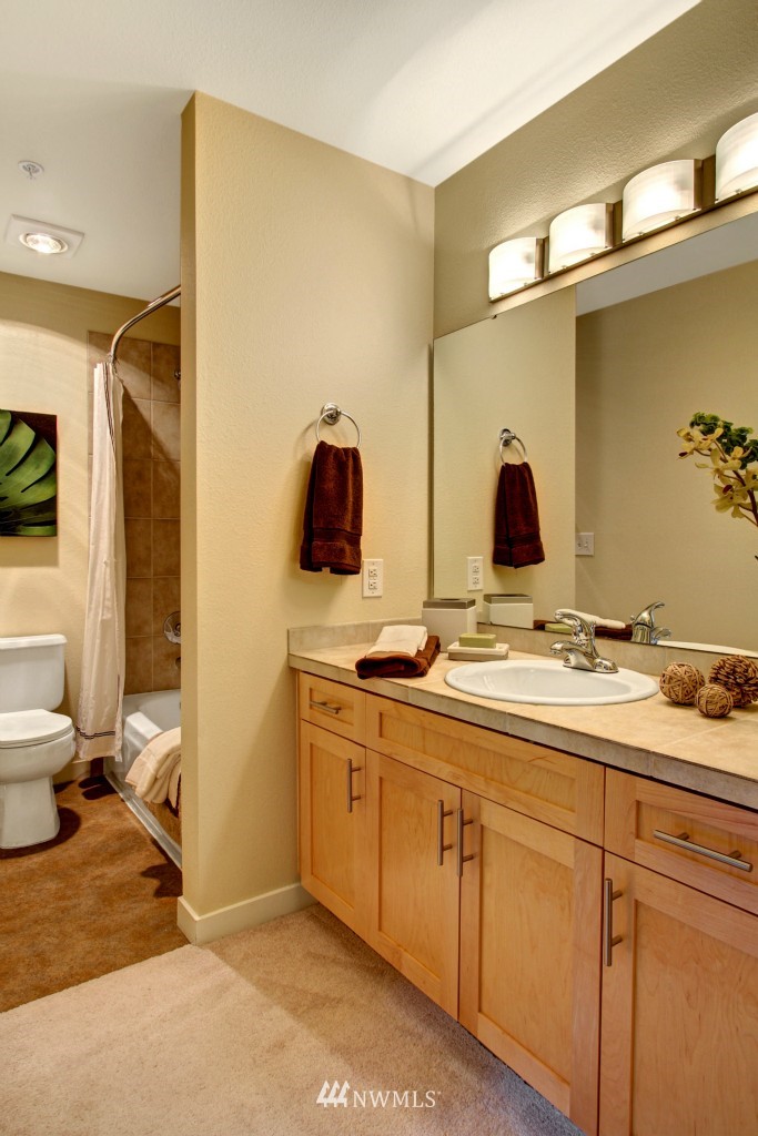 3926 243rd Place Southeast, Unit H201 Bothell, WA 98021 - Photo 10 of 15