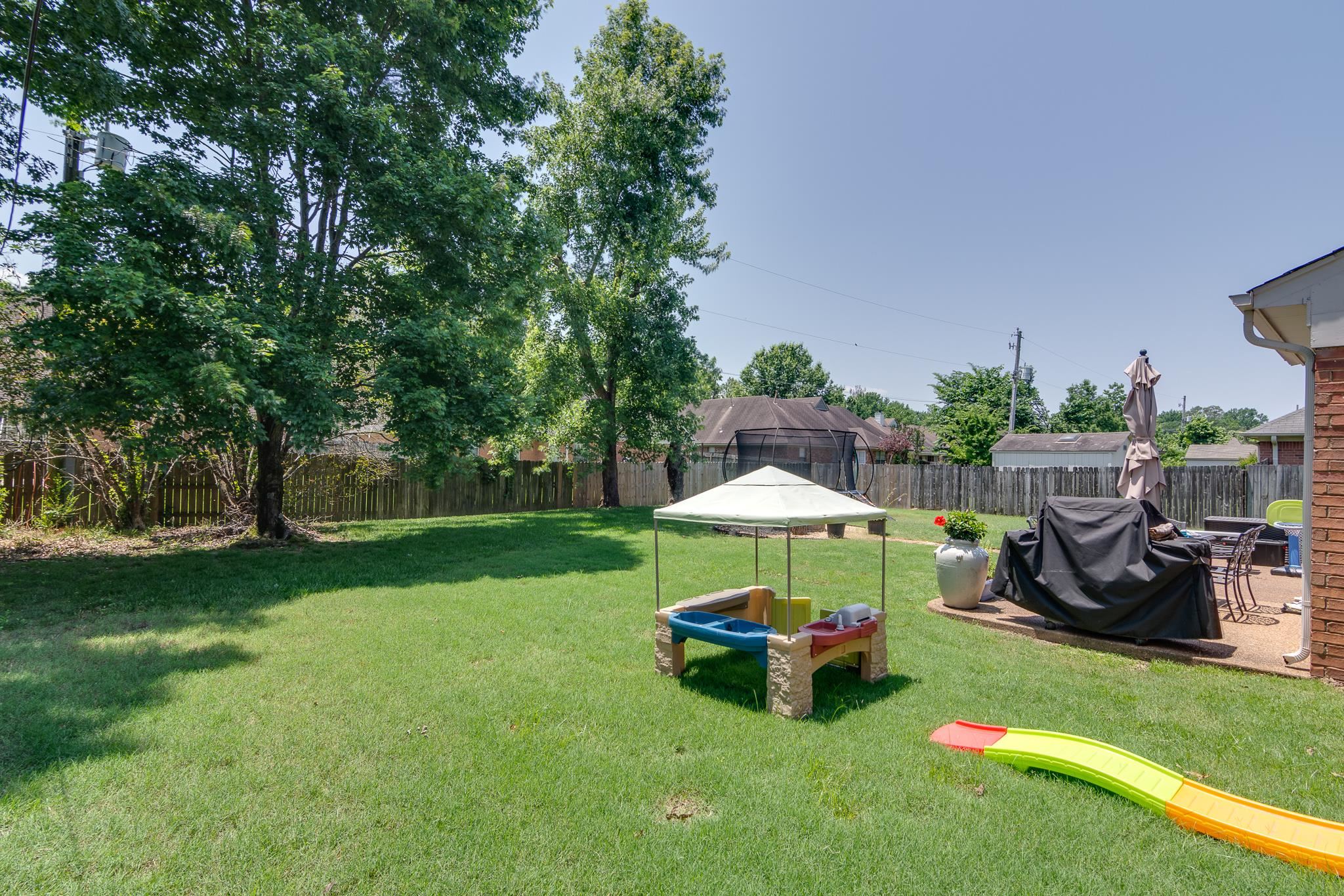 8703 Old River Road Memphis, TN 38018 - Photo 29 of 31 View of fenced backyard