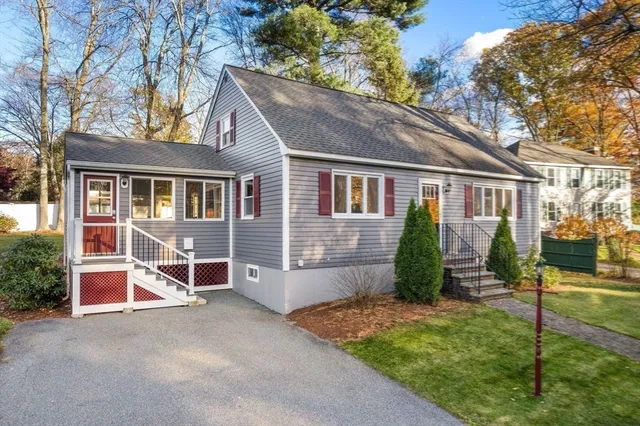 $649,900 | 102 Montgomery Avenue, Lowell, MA 01851