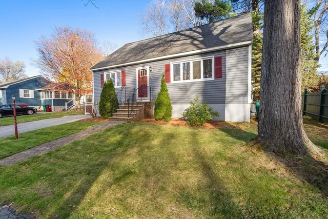 $649,900 | 102 Montgomery Avenue, Lowell, MA 01851