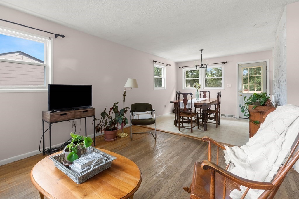 6 Lorenzo Road Lawrence, MA 01843 - Photo 1 of 32 Gallery Image 1