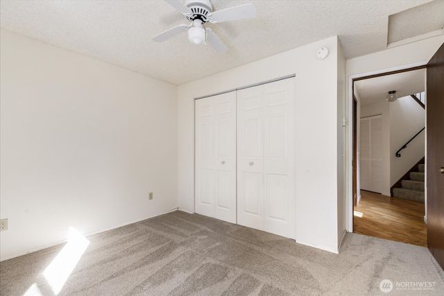 $320,000 | 1220 Southwest Harrier Circle, Unit 3, Oak Harbor, WA 98277