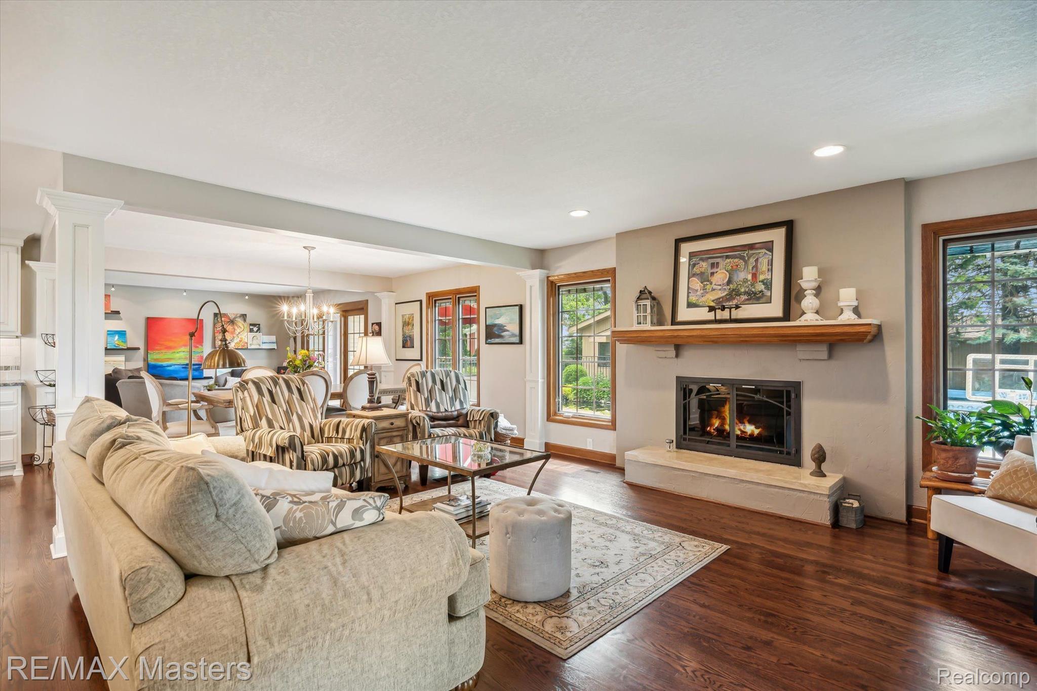 2273 Strasburg Road Monroe, MI 48161 - Photo 7 of 59 Family Room w Gas Fireplace