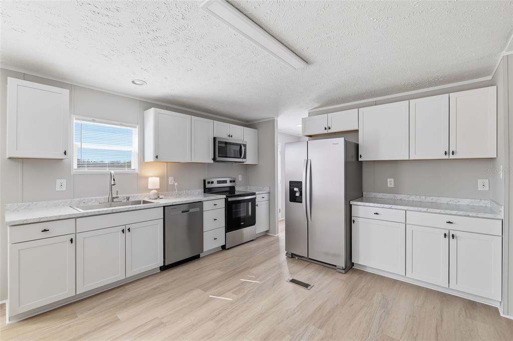 4551 Lighthouse Avenue Lake Wales, FL 33859 - Photo 3 of 27