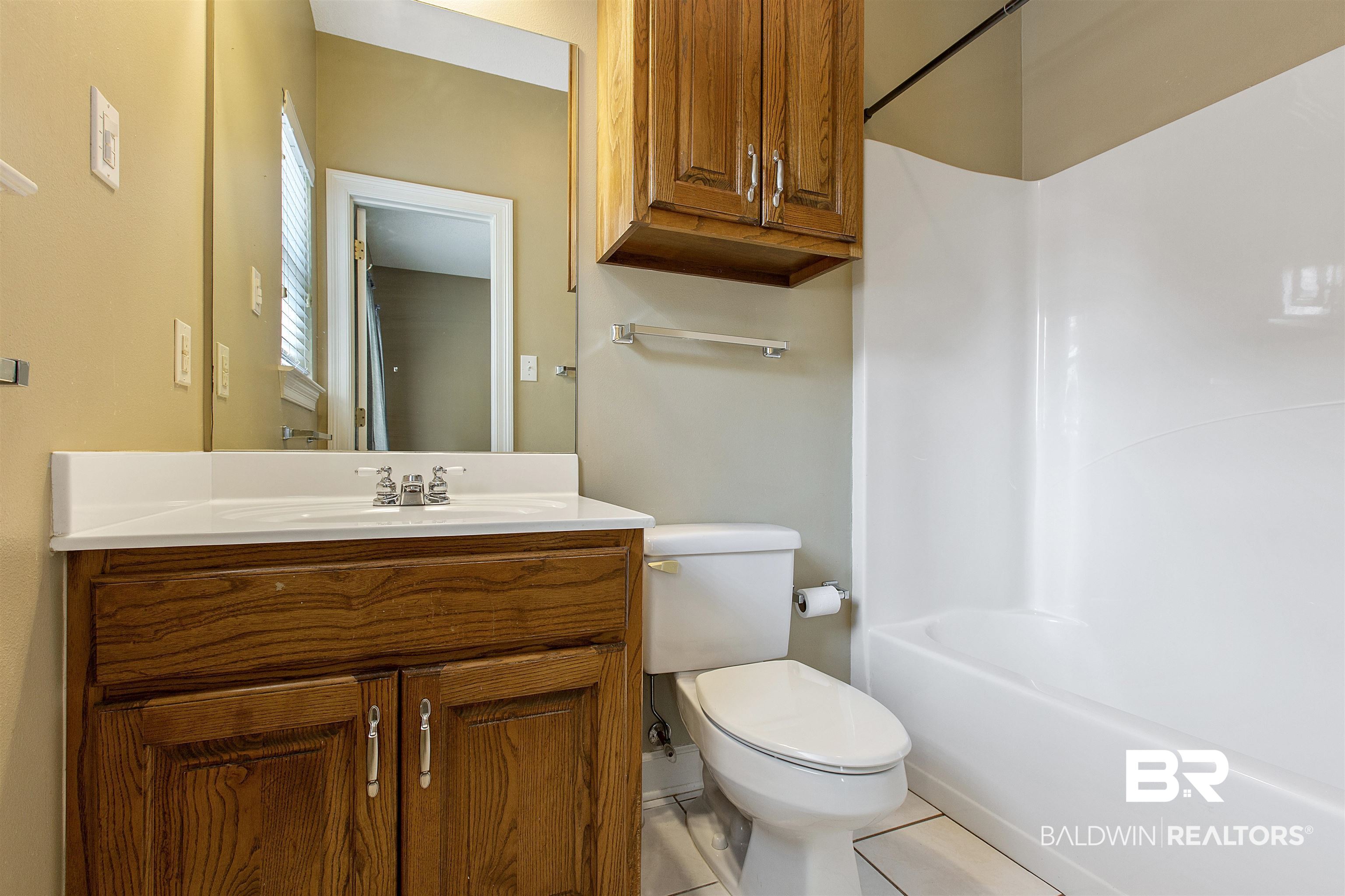 631 Southern Way Spanish Fort, AL 36527 - Photo 18 of 50 Bathroom 2