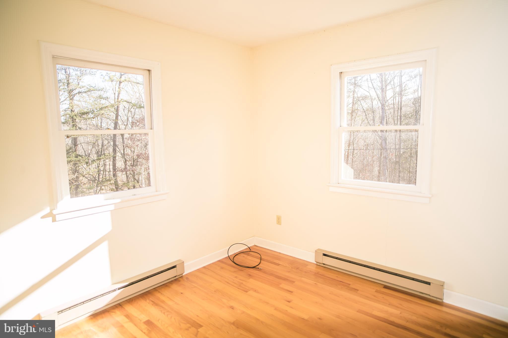 1381 Feltner Road Bluemont, VA 20135 - Photo 7 of 12 Bedroom
