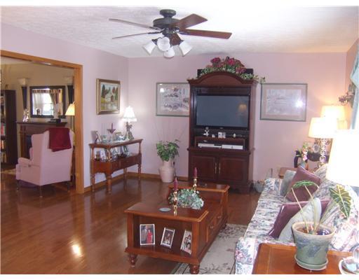 12725 Sharp Road Sidney, OH 45365 - Photo 12 of 18 Gallery Image 12