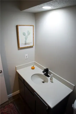 $282,000 | 12212 West 79th Terrace, Lenexa, KS 66215