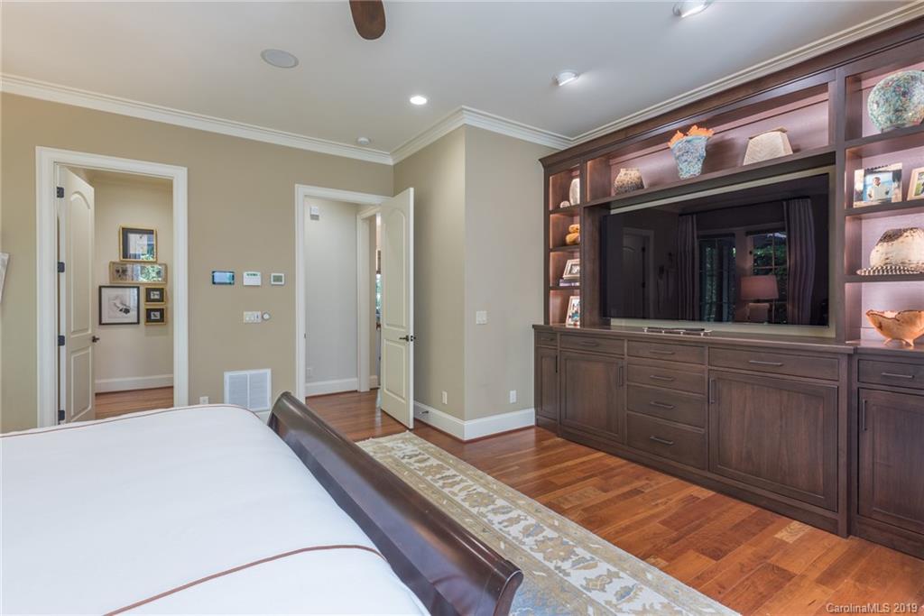 278 Racquet Club Road Asheville, NC 28803 - Photo 17 of 48 Gallery Image 17