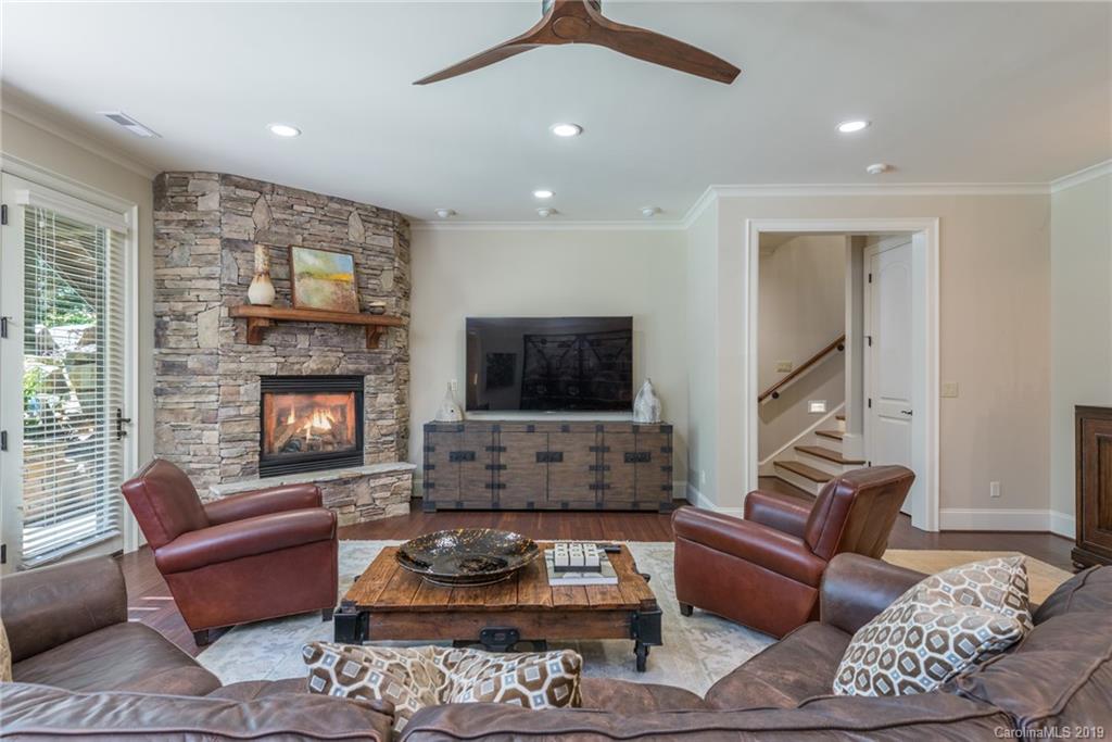 278 Racquet Club Road Asheville, NC 28803 - Photo 27 of 48 Gallery Image 27