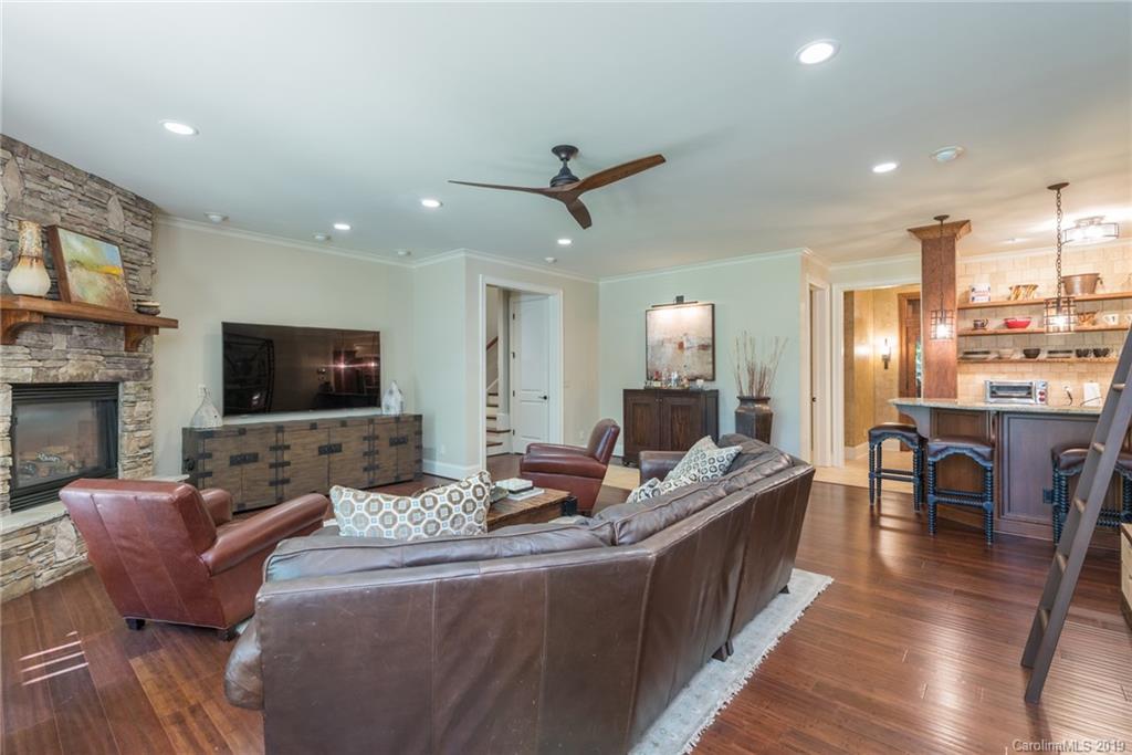 278 Racquet Club Road Asheville, NC 28803 - Photo 28 of 48 Gallery Image 28