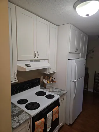 $1,500 | 2616 Harriet Avenue, Unit 202, Minneapolis, MN 55408