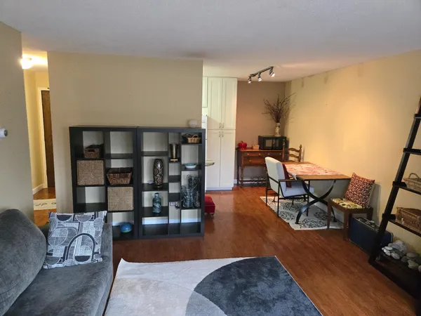 $1,500 | 2616 Harriet Avenue, Unit 202, Minneapolis, MN 55408