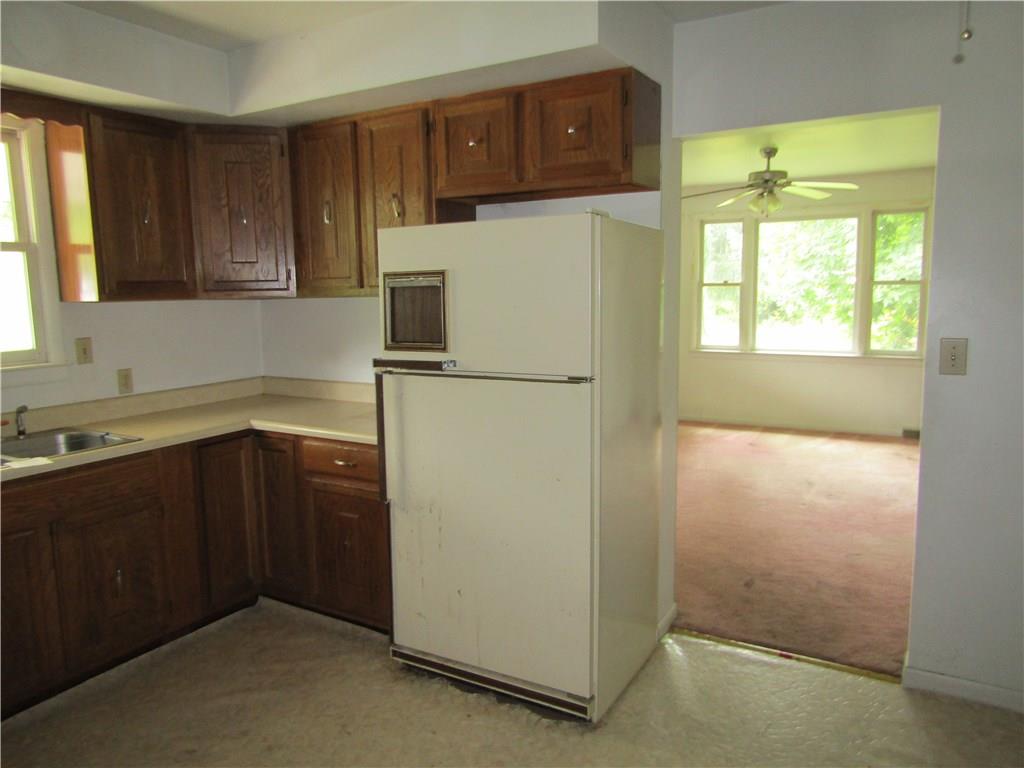 245 Miller Road Washington, PA 15301 - Photo 2 of 21 Gallery Image 2