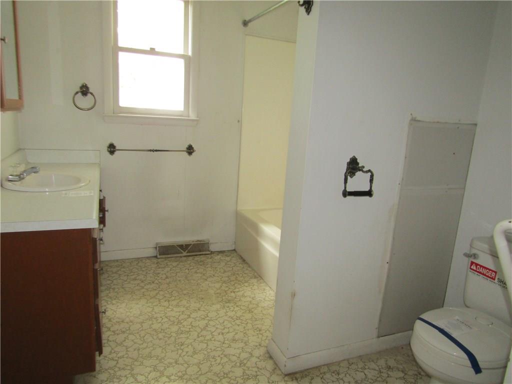 245 Miller Road Washington, PA 15301 - Photo 14 of 21 Gallery Image 14