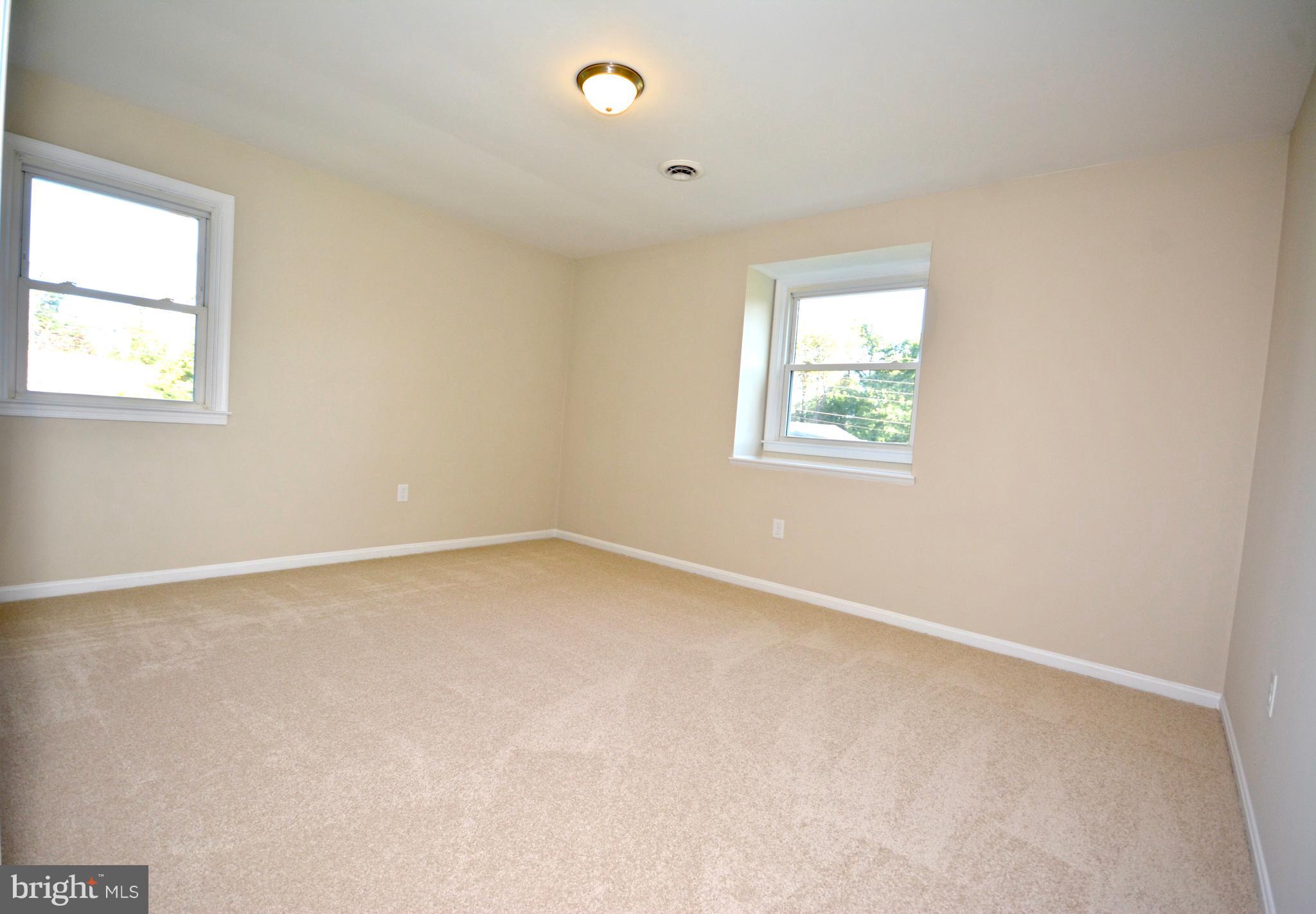 7704 Ontario Road Gainesville, VA 20155 - Photo 16 of 17 Bedroom 3