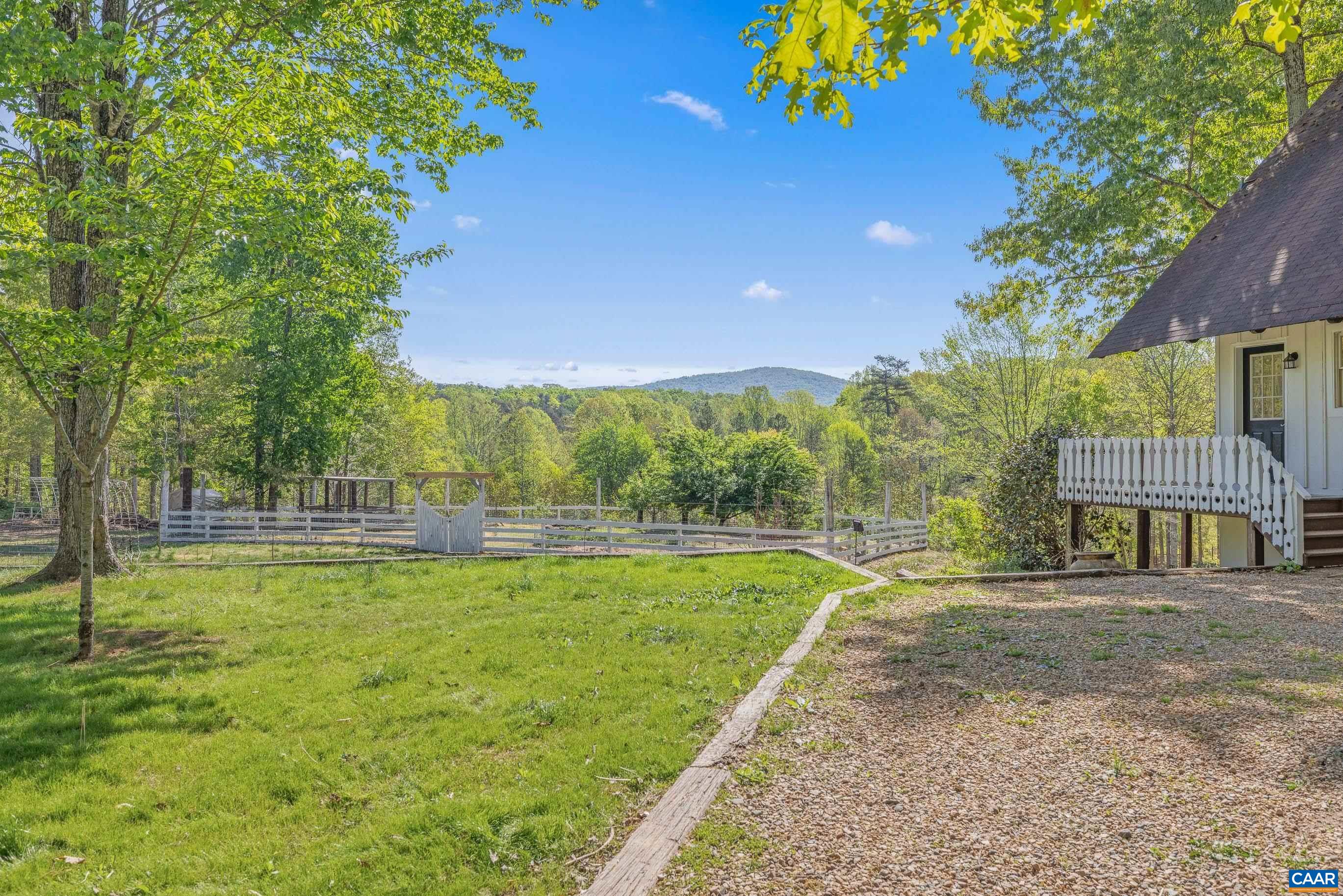 2947 Merrie Meadows Lane Keswick, VA 22947 - Photo 2 of 75