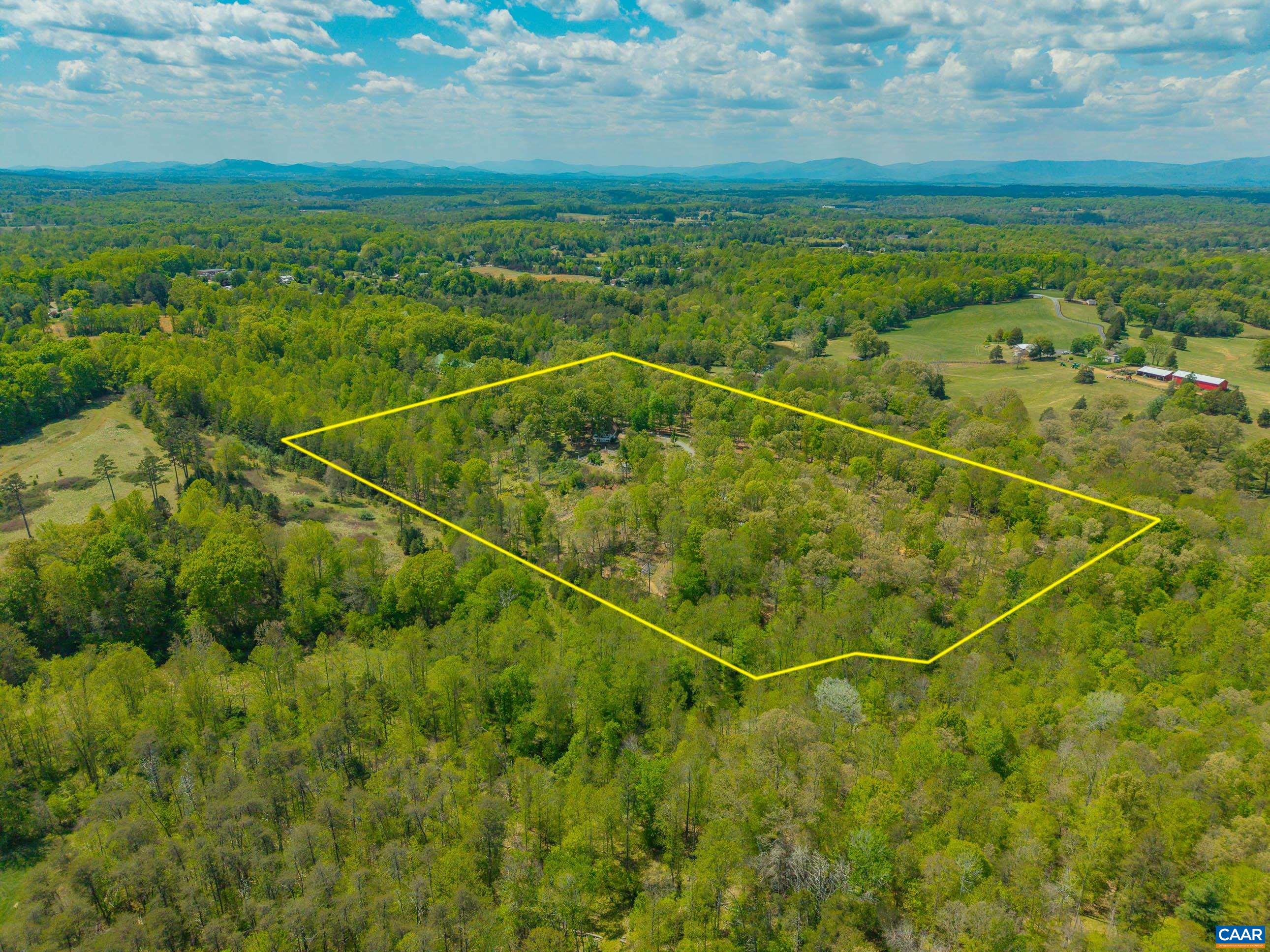 2947 Merrie Meadows Lane Keswick, VA 22947 - Photo 7 of 75