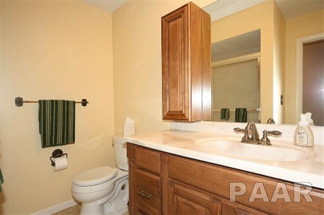 9406 North Northview Road Peoria, IL 61615 - Photo 9 of 15 Gallery Image 9