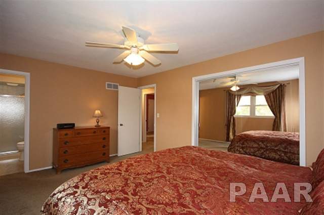 9406 North Northview Road Peoria, IL 61615 - Photo 10 of 15 Gallery Image 10