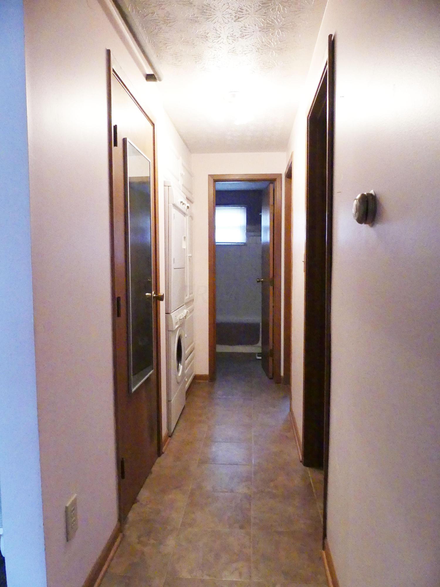 3852 Fergus Road Columbus, OH 43207 - Photo 9 of 18 Gallery Image 9