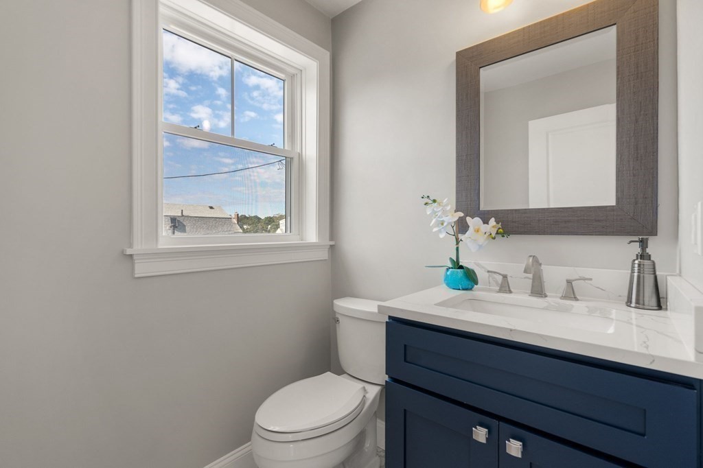 8-10 Shoreside Road, Unit 1 Quincy, MA 02169 - Photo 19 of 36 Gallery Image 19