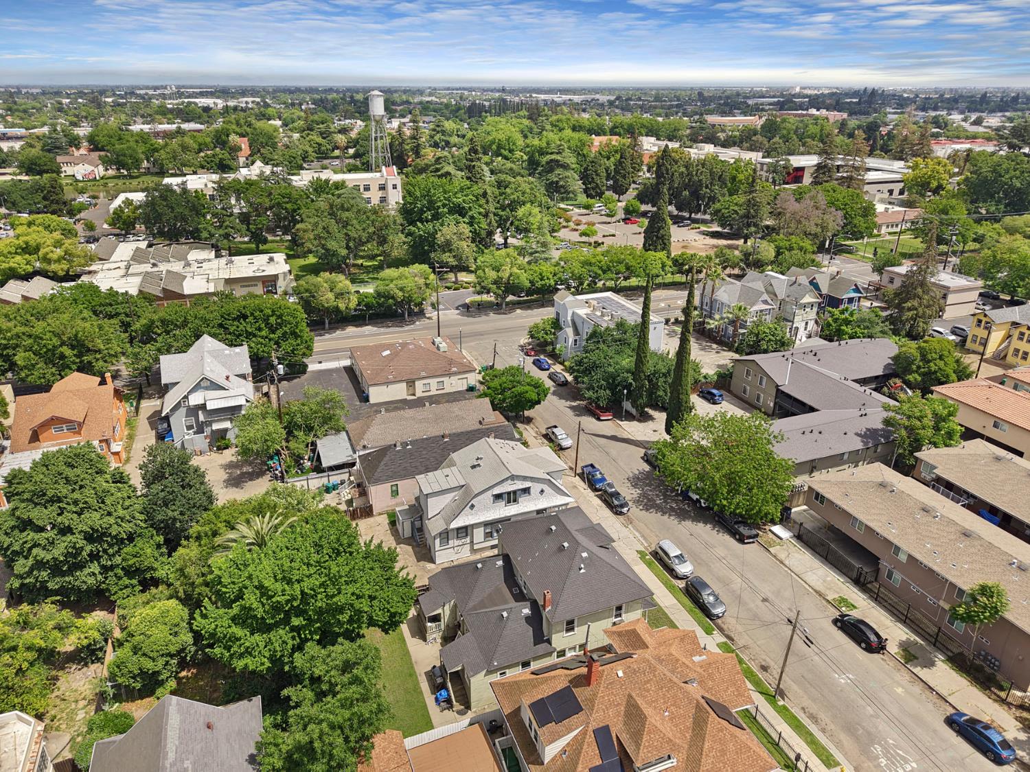 409 East Rose Street Stockton, CA 95202 - Photo 8 of 35 an aerial view of multiple house