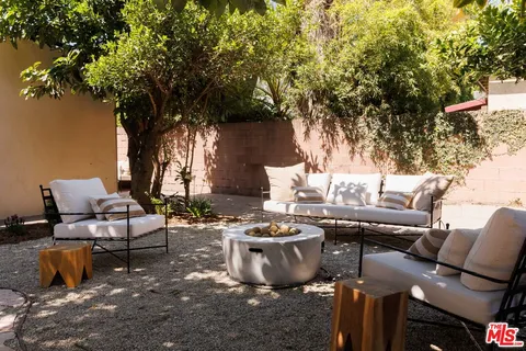 $1,399,000 | 2807 Somerset Drive, Los Angeles, CA 90016
