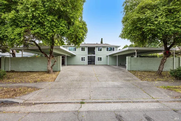 $950,000 | 2336 Heidi Place, Unit 14, Santa Rosa, CA 95403
