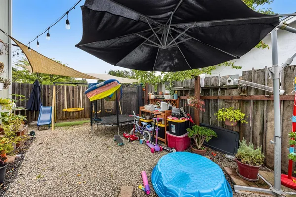 $950,000 | 2336 Heidi Place, Unit 14, Santa Rosa, CA 95403