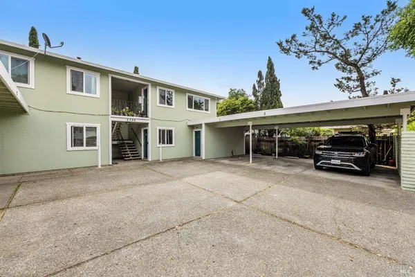 $950,000 | 2336 Heidi Place, Unit 14, Santa Rosa, CA 95403