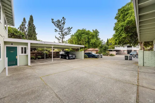 $950,000 | 2336 Heidi Place, Unit 14, Santa Rosa, CA 95403