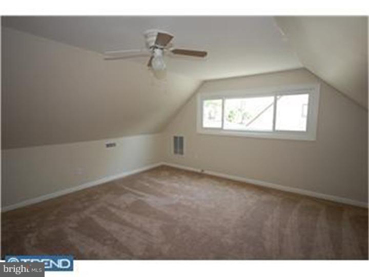 39 Mintleaf Road Levittown, PA 19056 - Photo 7 of 9 Gallery Image 7
