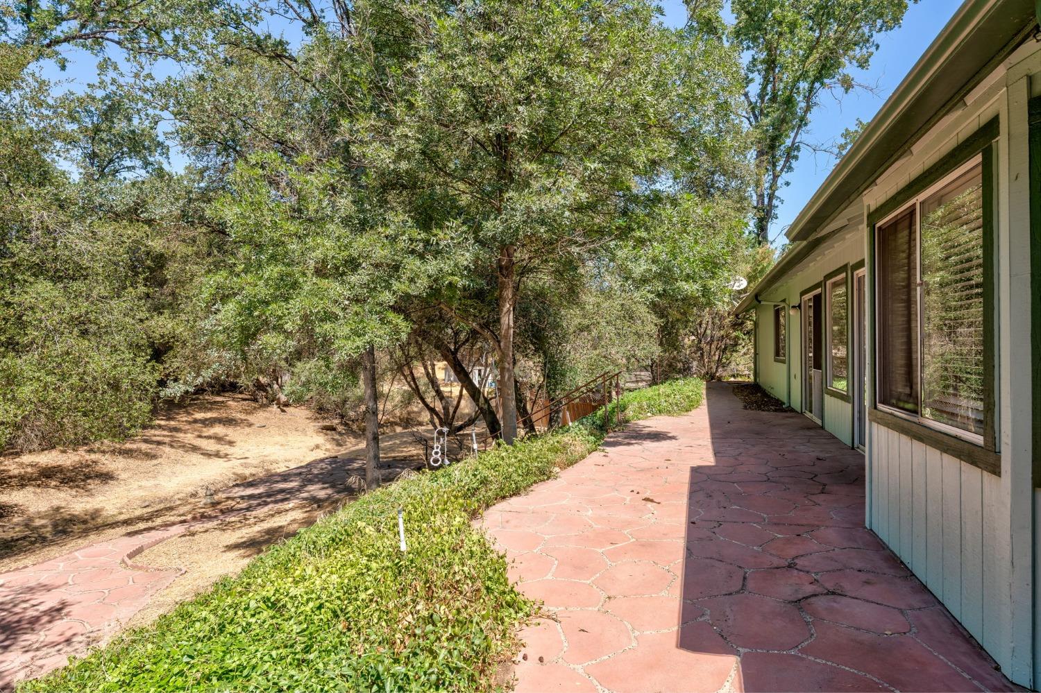 31516 Cherokee Road Coarsegold, CA 93614 - Photo 36 of 45 Gallery Image 36