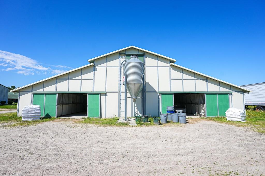 9141 Hasty Road Laurinburg, NC 28352 - Photo 27 of 50