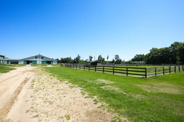 $4,800,000 | 9141 Hasty Road, Laurinburg, NC 28352