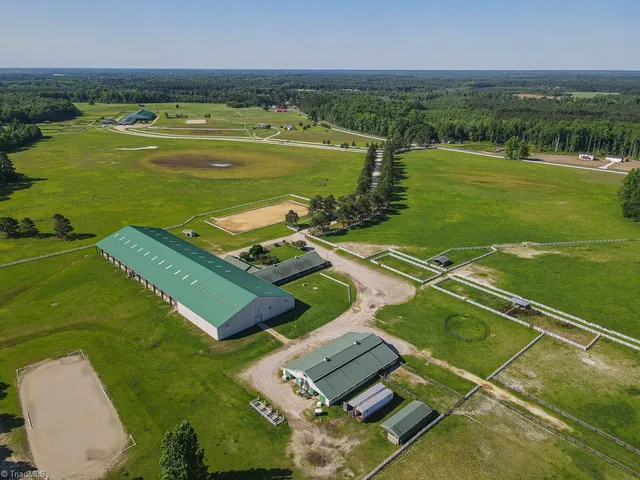 $6,000,000 | 9141 Hasty Road, Laurinburg, NC 28352