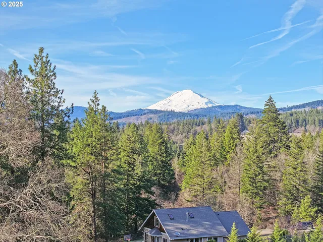 a view of a outdoor space and a yard