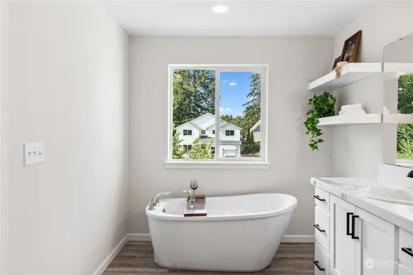 $799,900 | 1414 60th Avenue Northeast, Tacoma, WA 98422