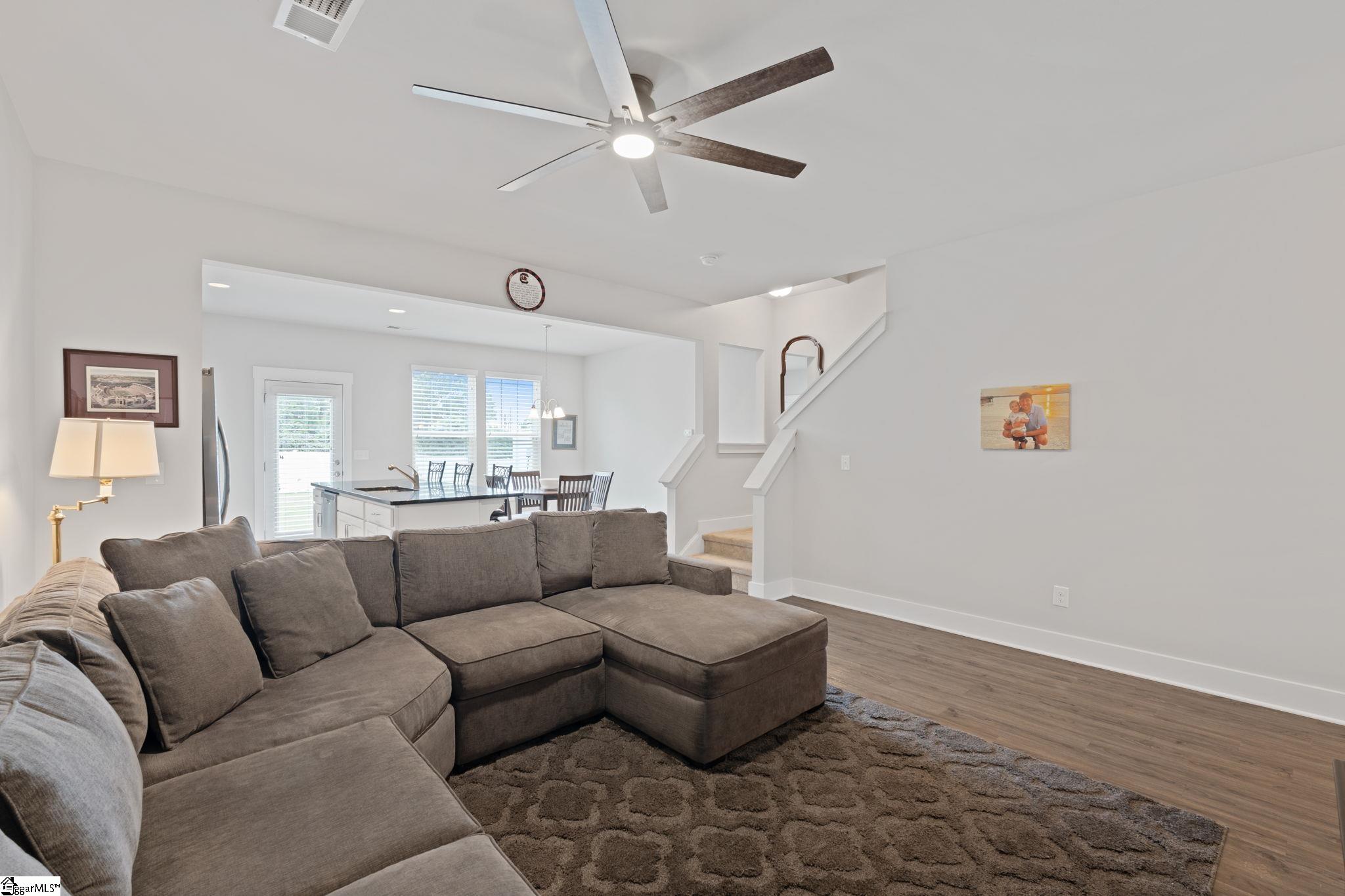 445 Pangel Lane Duncan, SC 29334 - Photo 4 of 19