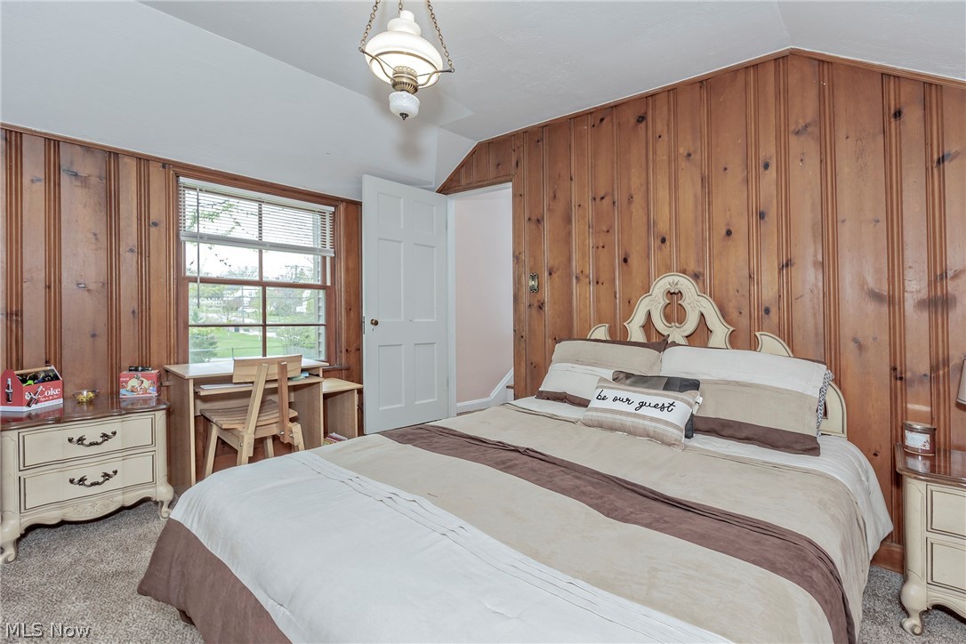3866 Silsby Road Cleveland, OH 44118 - Photo 28 of 47 Panelled guest bedroom and more PELLA windows.