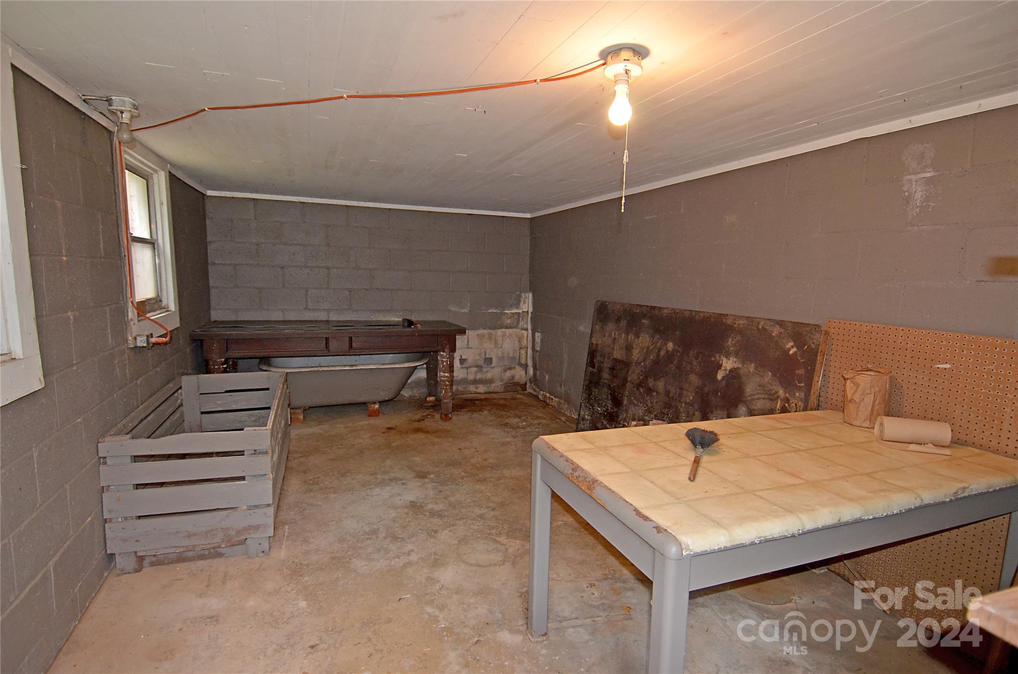 145 Sixth Em Street Marion, NC 28752 - Photo 11 of 21