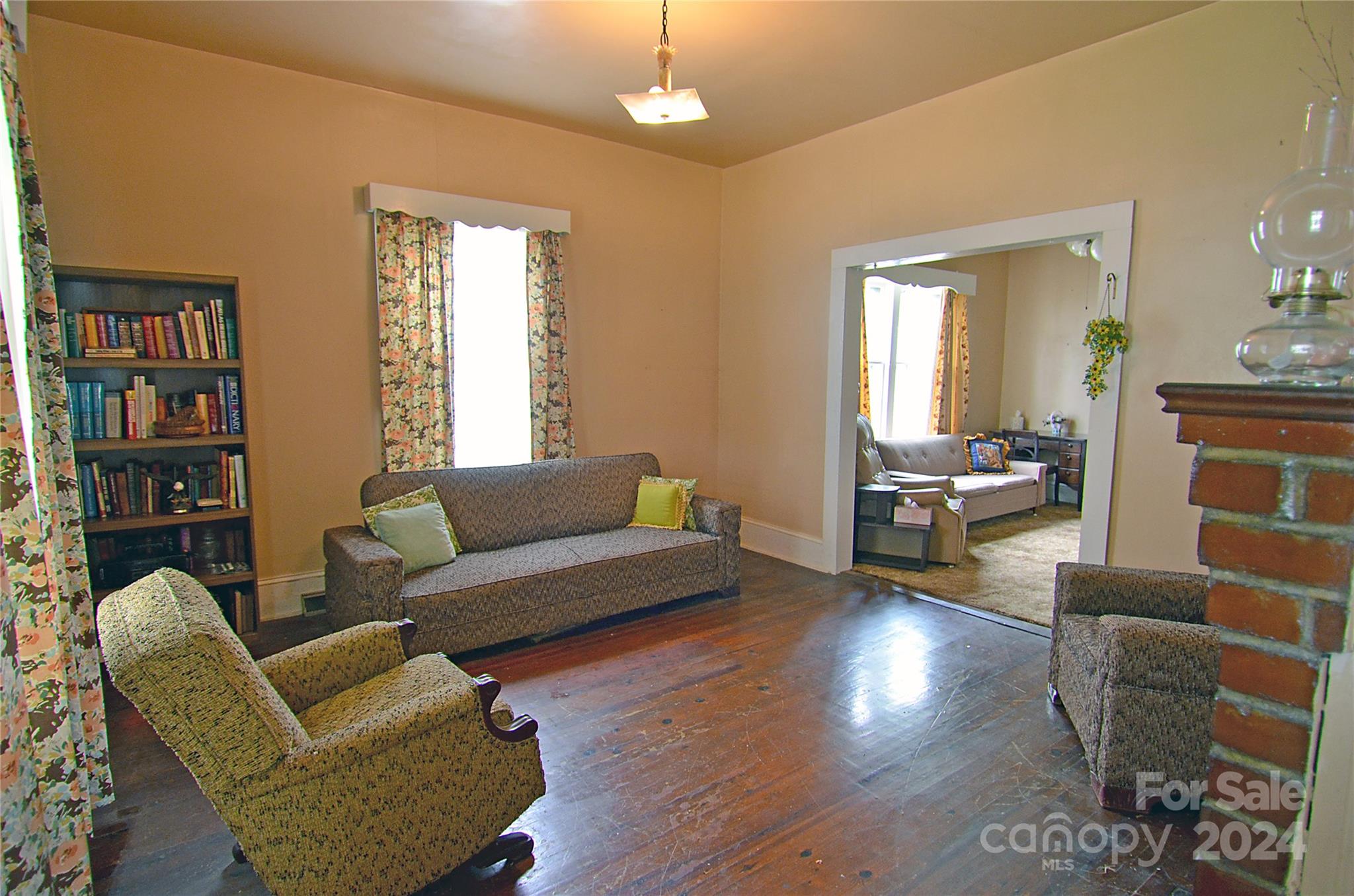 145 Sixth Em Street Marion, NC 28752 - Photo 13 of 21