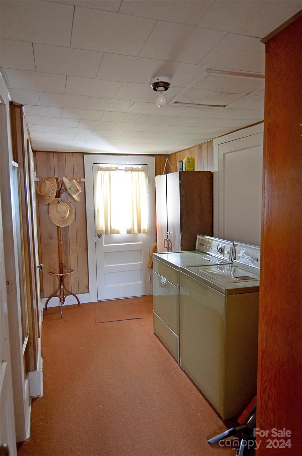 145 Sixth Em Street Marion, NC 28752 - Photo 18 of 21