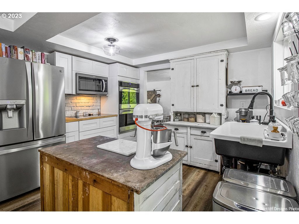24880 Vaughn Road Veneta, OR 97487 - Photo 13 of 32 Gallery Image 13